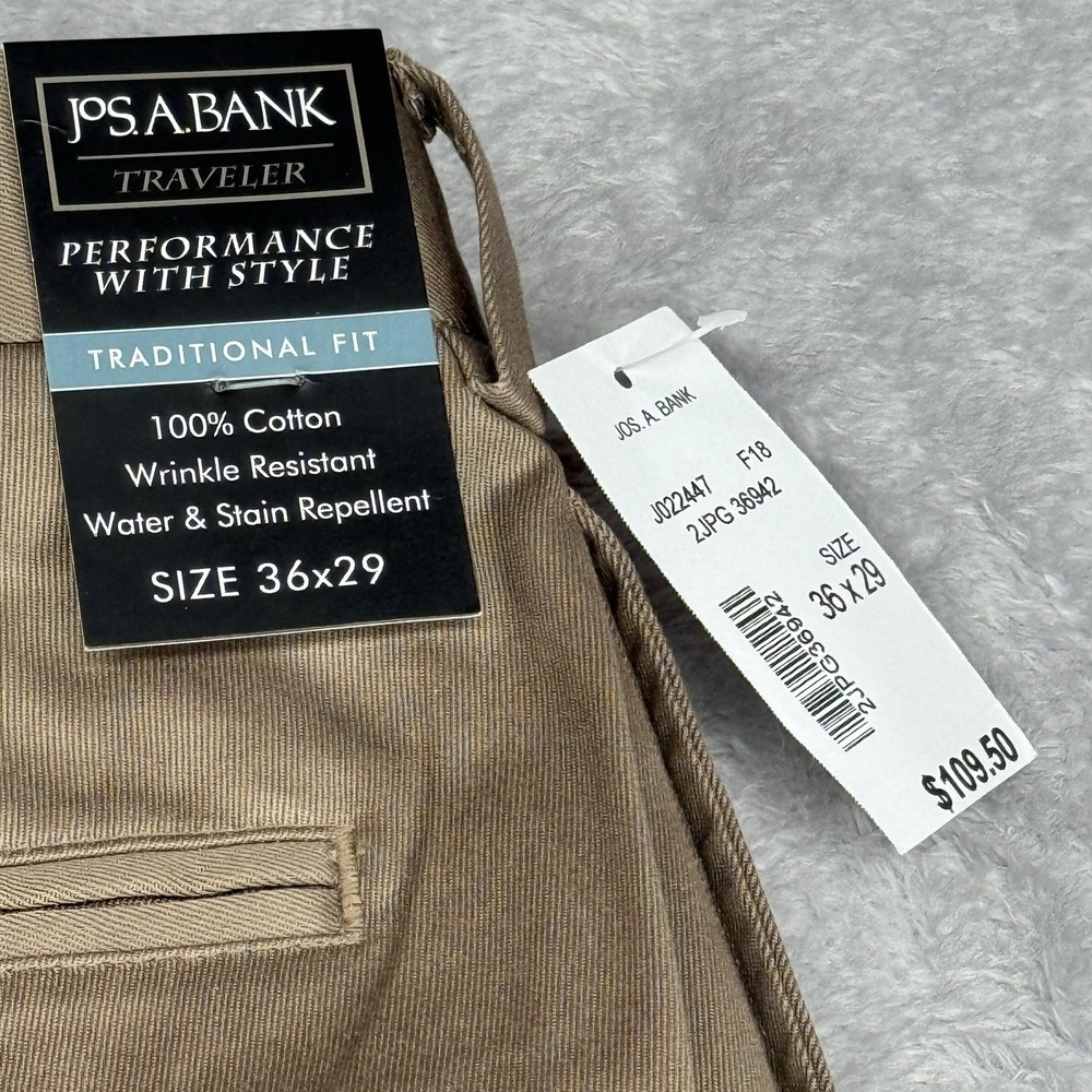 Jos A Bank Pants Mens 36x29 Khaki Traditional‎ Fit Traveler Pleated Cuffed NWT - Picture 4 of 8